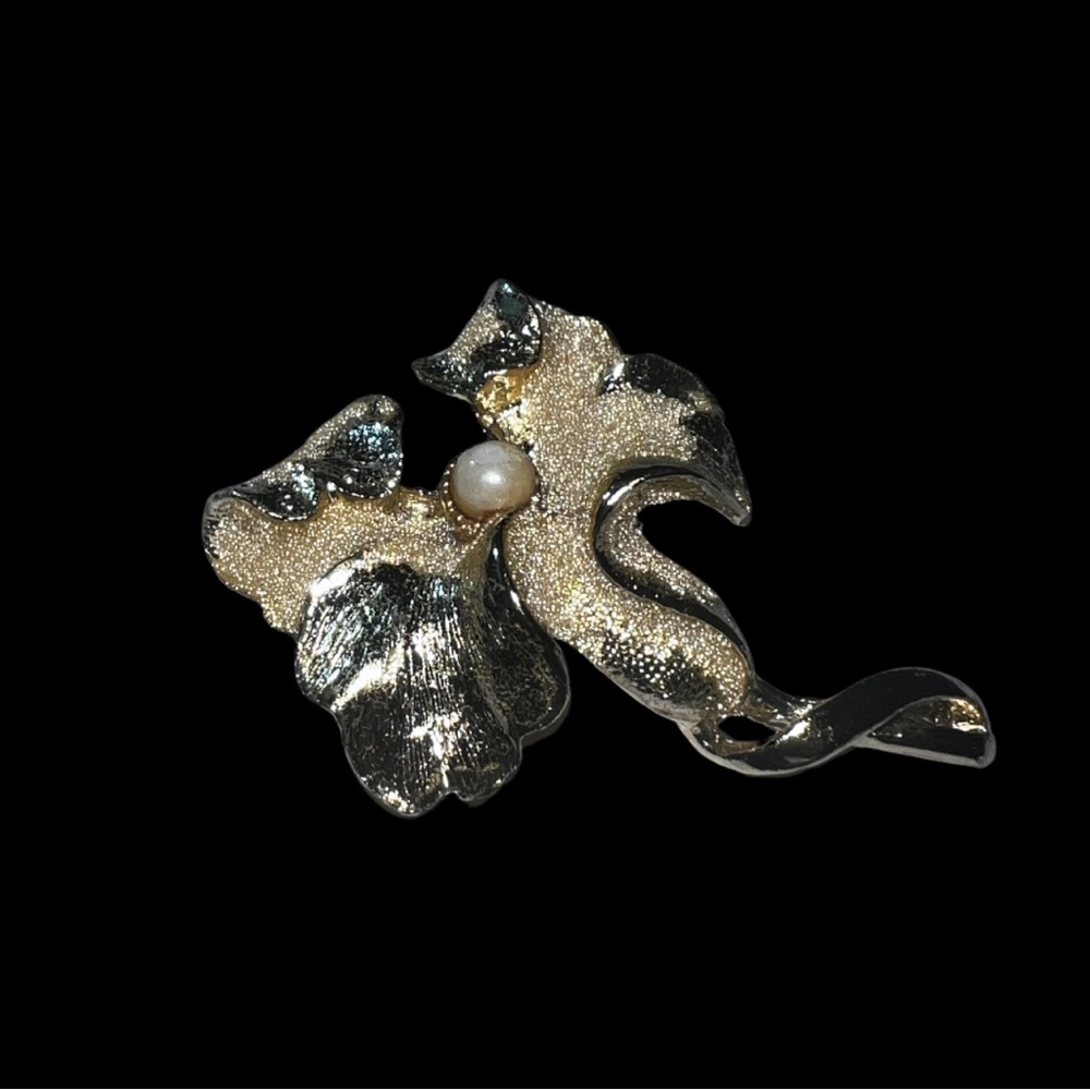 Elegant Orchid Brooch